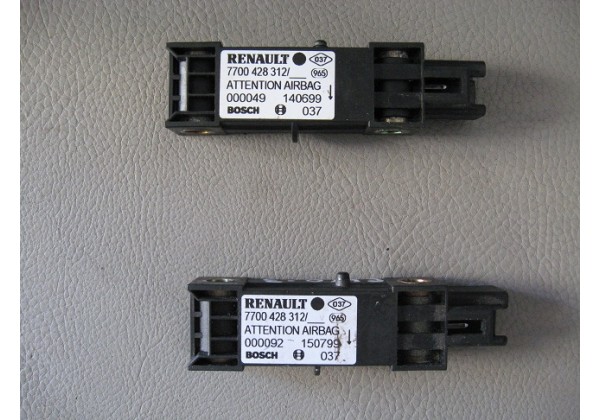 Датчик бічної подушки безпеки Renault Clio II 1.2, 7700428312